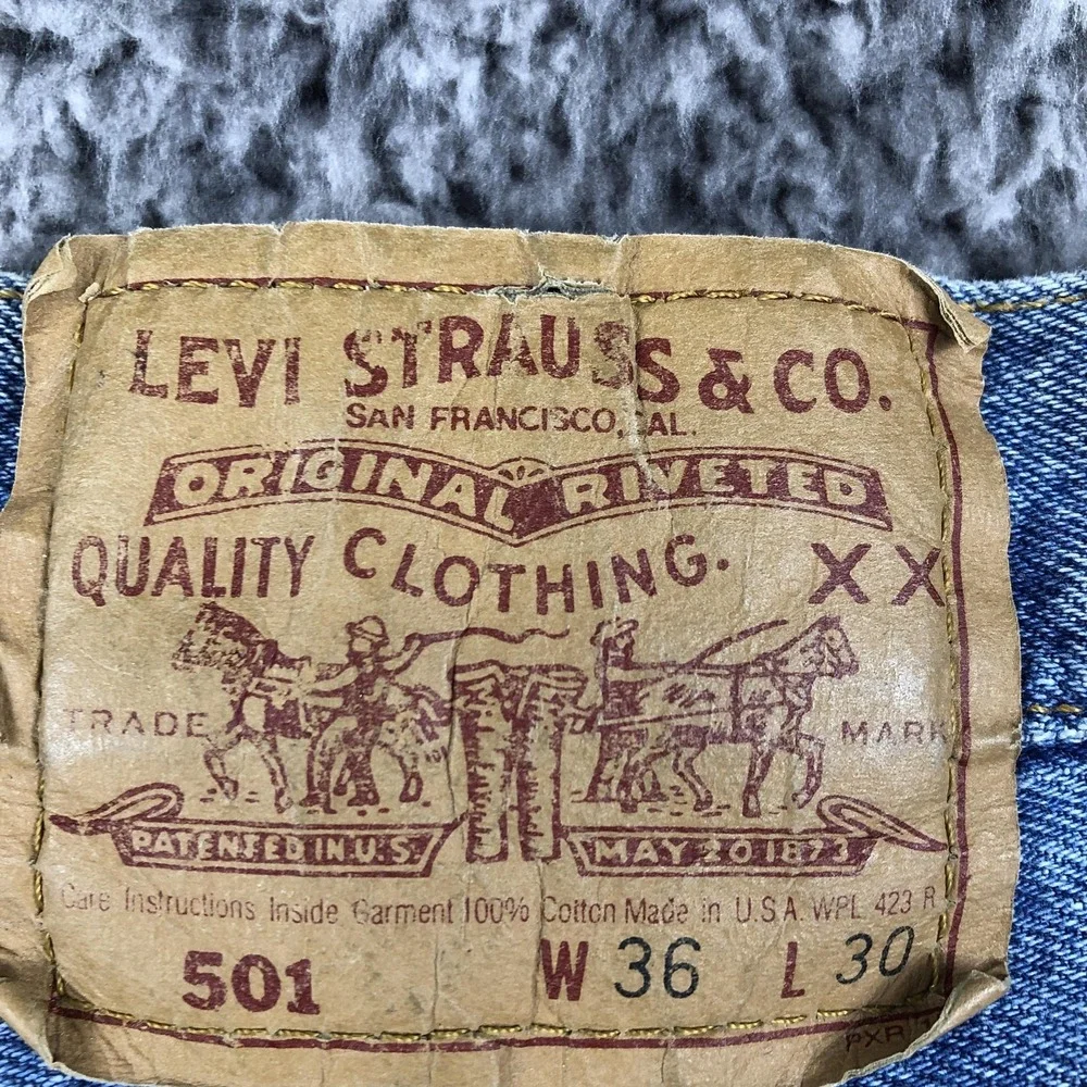 Vintage Levis Jeans Mens 36x30 (Fits 33x27) 501 Straight Leg Made in‎ USA 90's